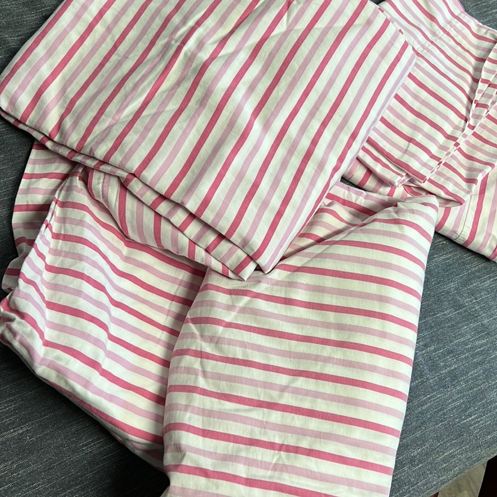Pink striped full sheet set